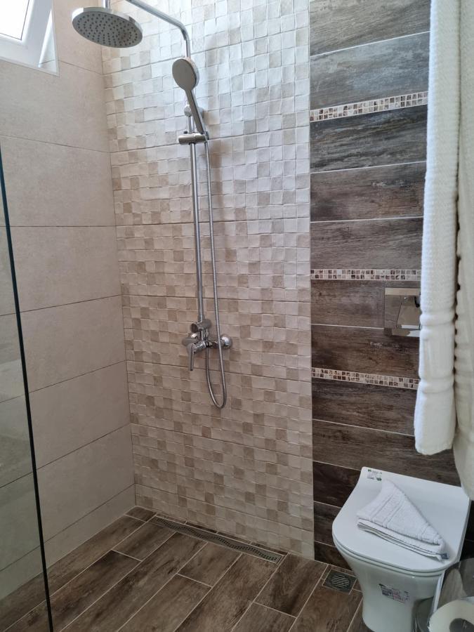 Vromos Guest House Chernomorets Eksteriør billede