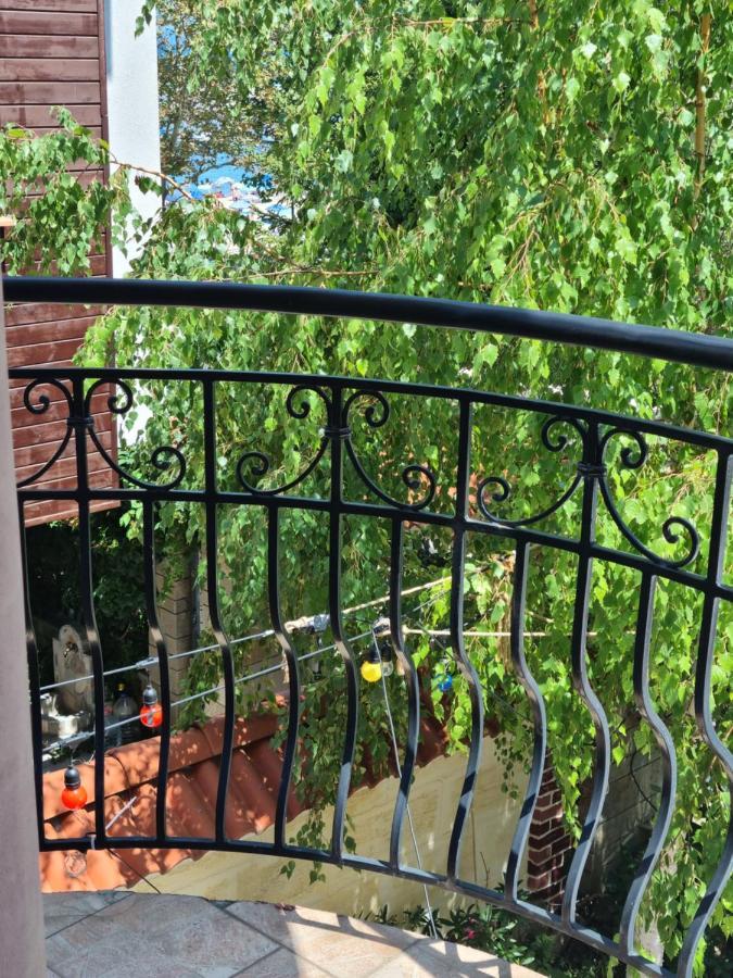 Vromos Guest House Chernomorets Eksteriør billede
