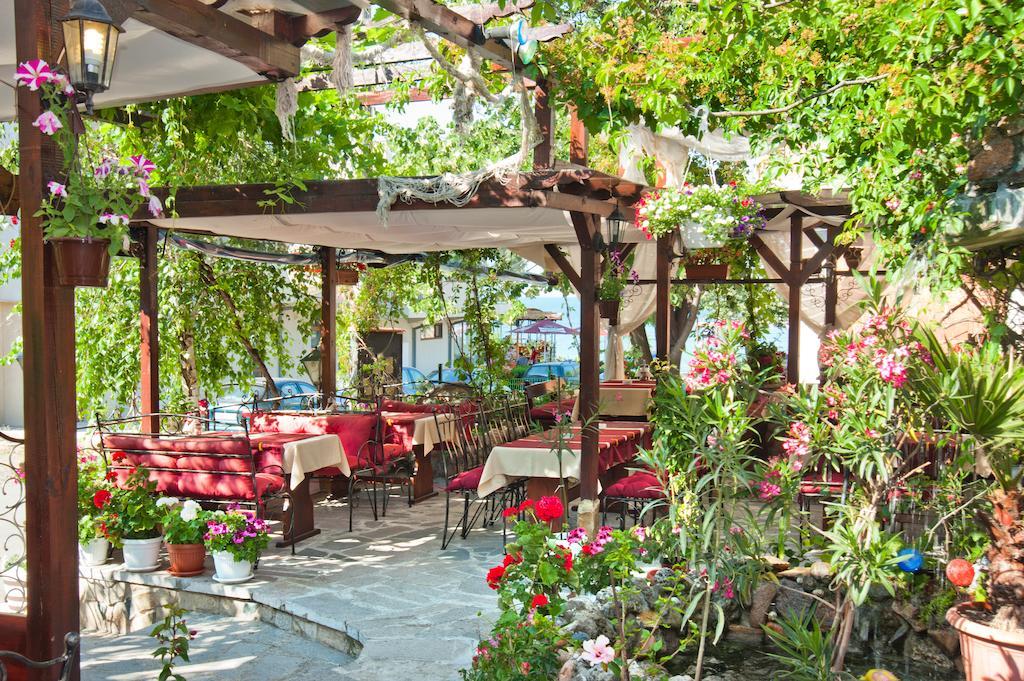 Vromos Guest House Chernomorets Eksteriør billede