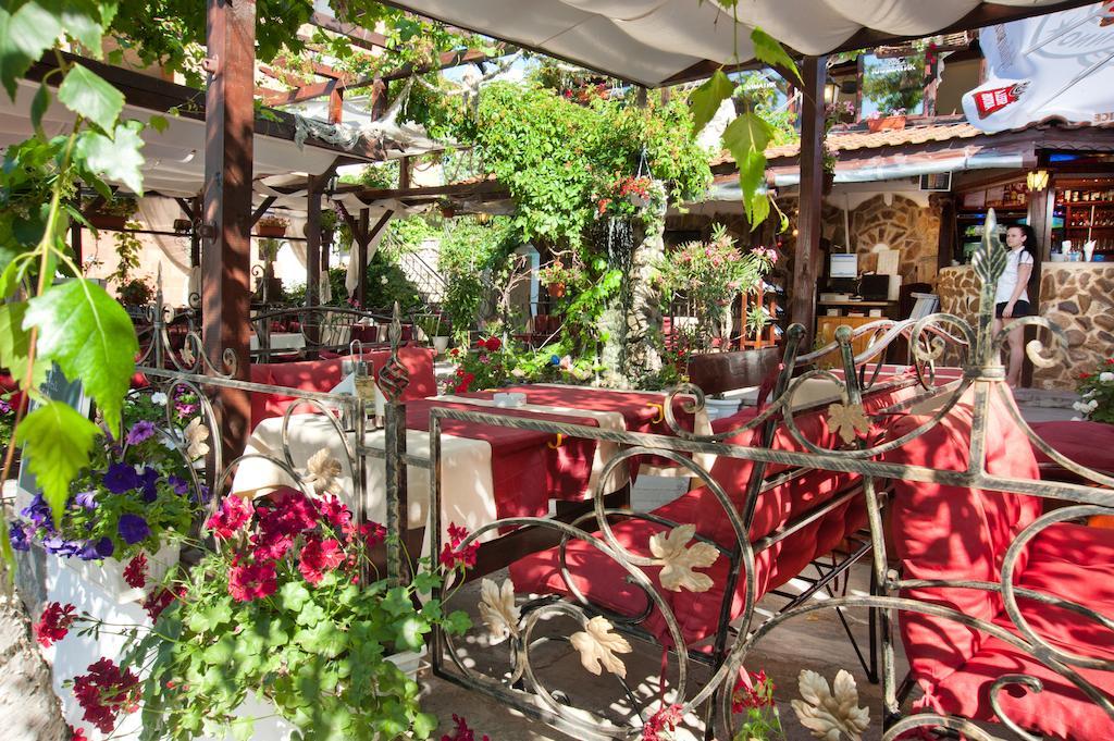 Vromos Guest House Chernomorets Eksteriør billede