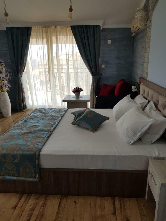 Vromos Guest House Chernomorets Eksteriør billede