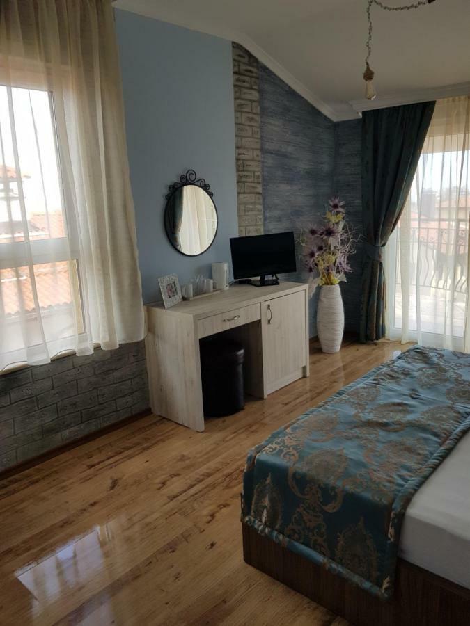 Vromos Guest House Chernomorets Eksteriør billede